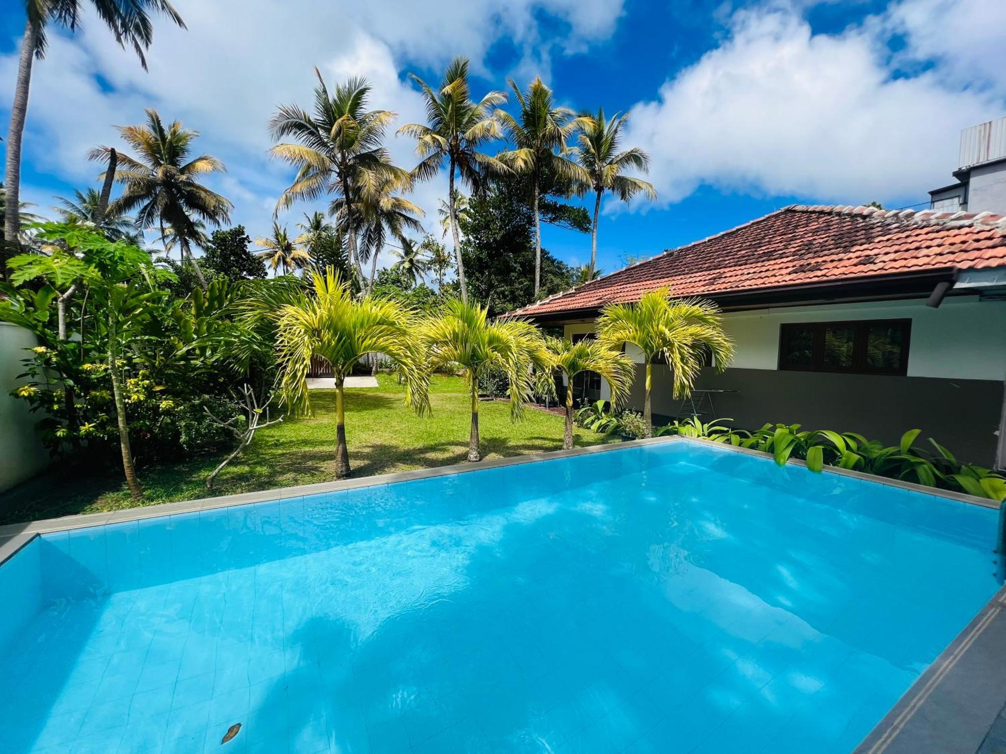 Jaya Villa Hikkaduwa Exterior photo