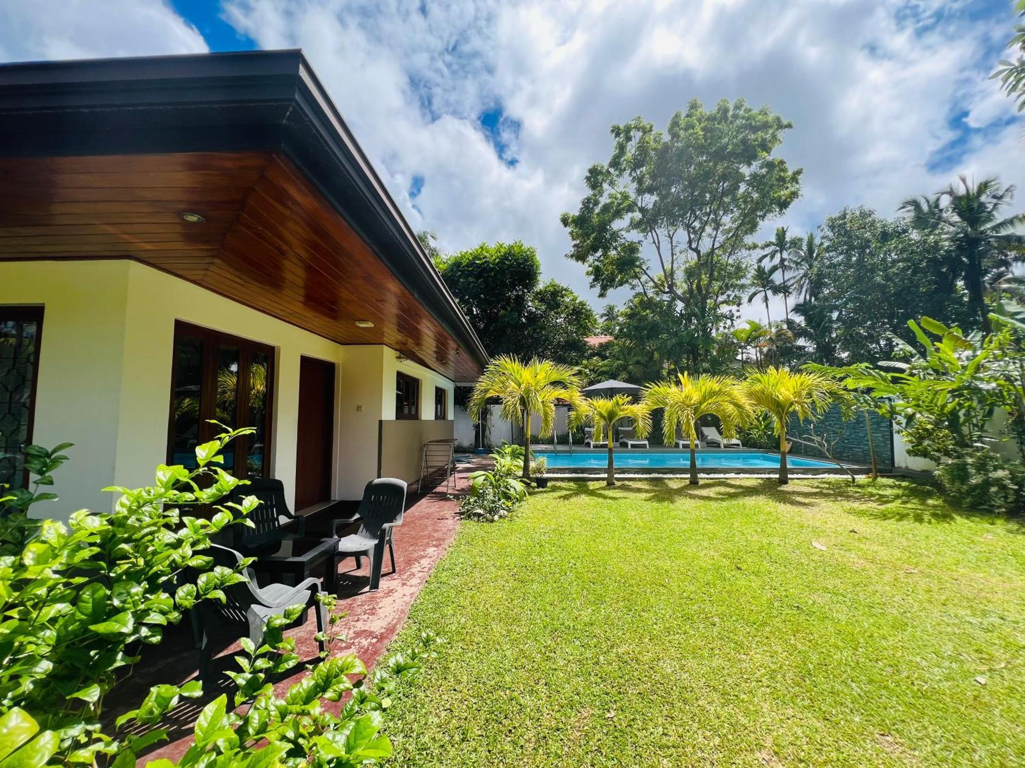 Jaya Villa Hikkaduwa Exterior photo