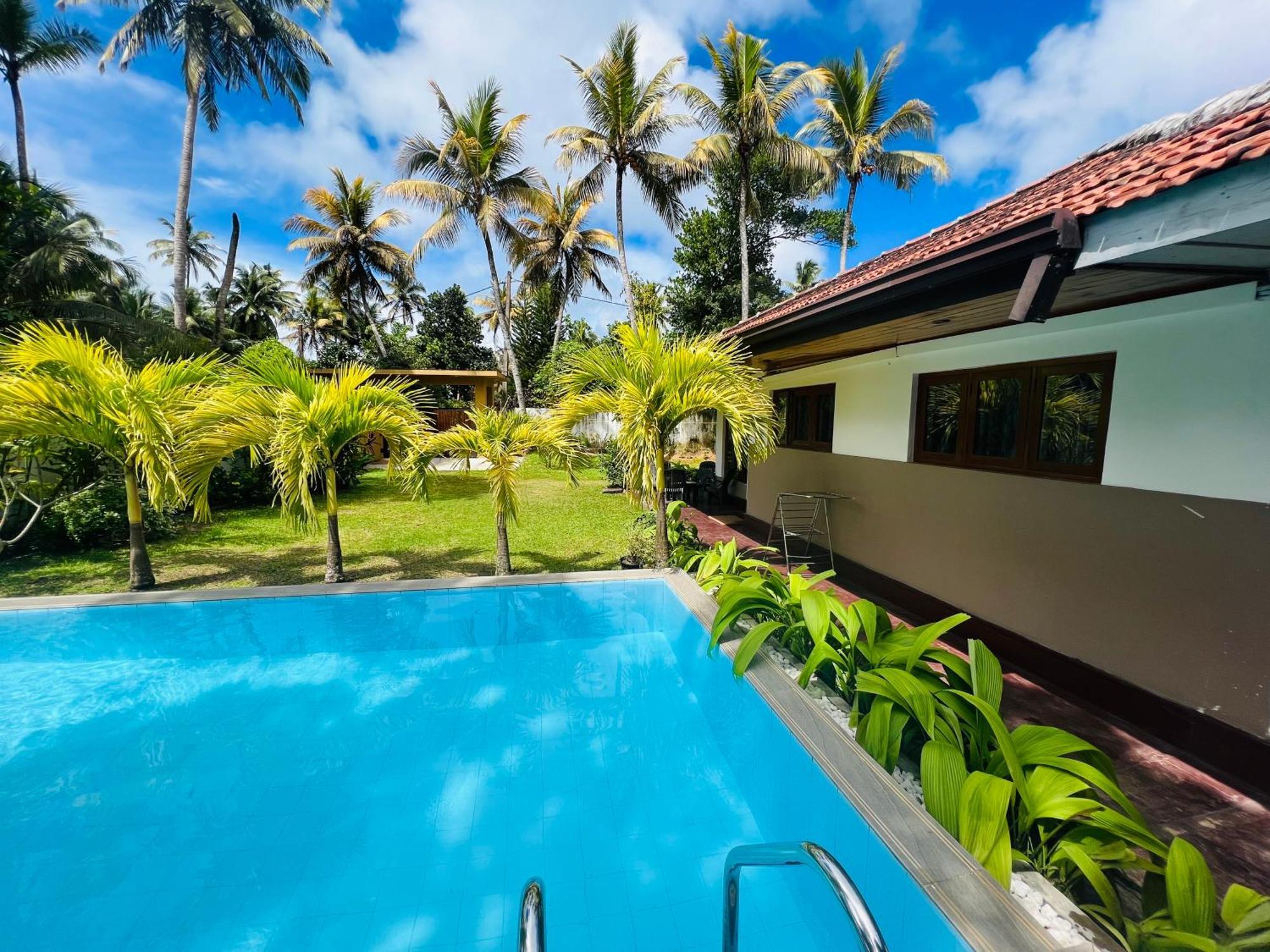 Jaya Villa Hikkaduwa Exterior photo